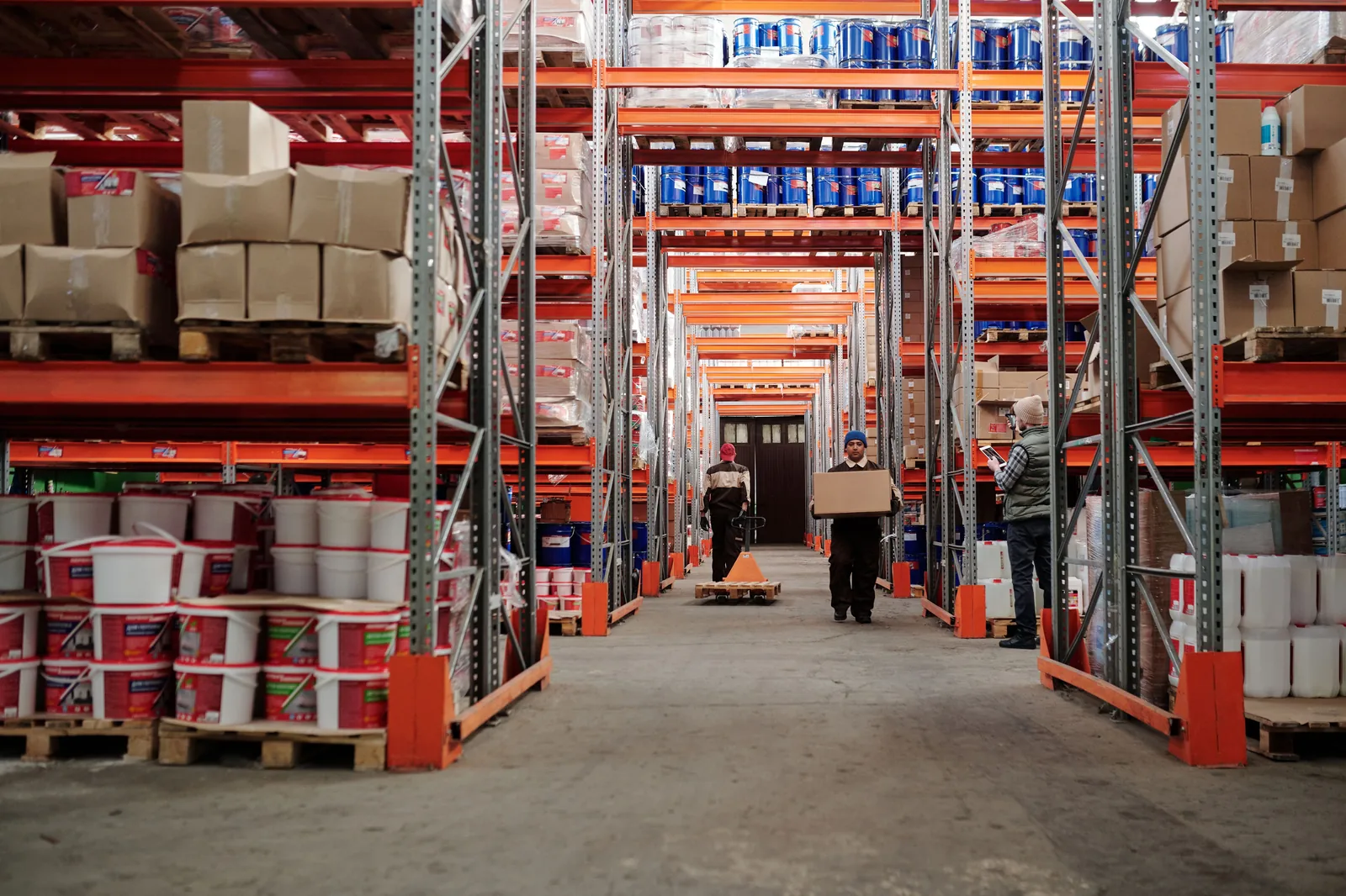 Trabajo de logística en bodega