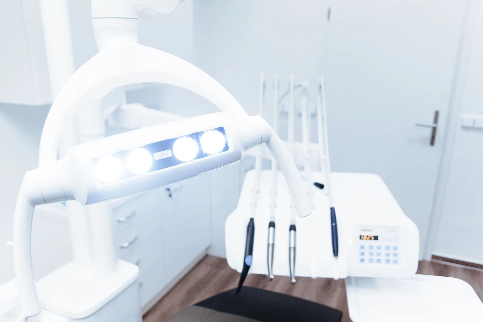 Dental software and automated scheduling for dental clinics